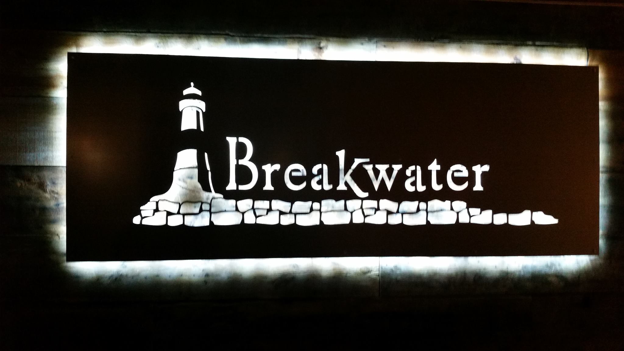 Breakwater Monona